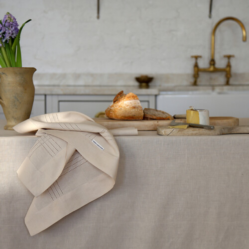 Linen Napkins, Placemats, Tablecloths